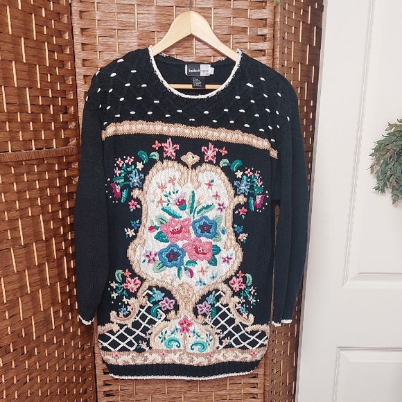 Vintage 1980's Floral Embroidered Black Sweater, Large - Picture 9 of 10
